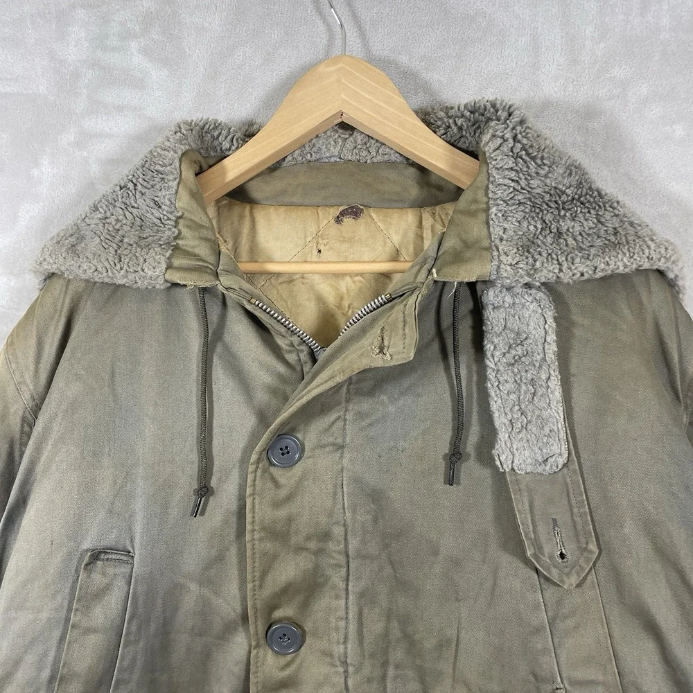Vintage WWII US Air Force B-9 Type Parka Jacket Original Militaria Large